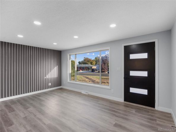 951 E 10th Avenue, Broomfield CO 80020