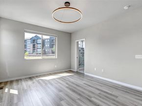 4083 S Teller Street, Lakewood CO 80235