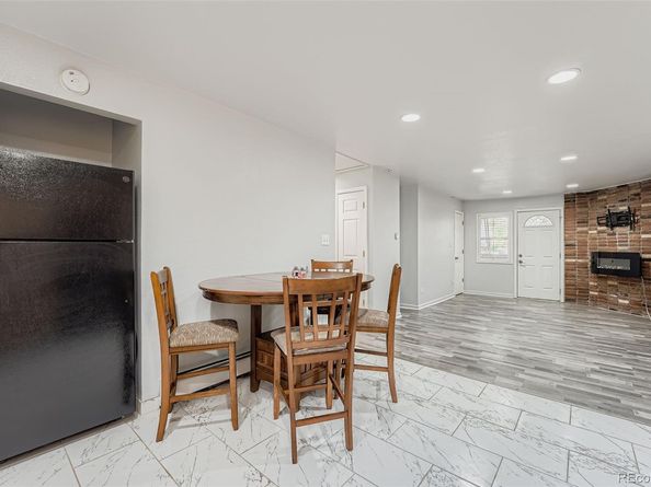 2190 S Holly Street 207, Denver CO 80222