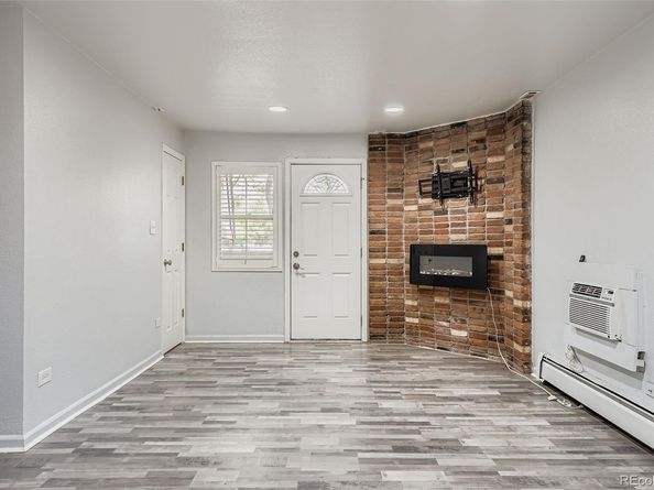 2190 S Holly Street 207, Denver CO 80222