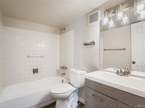 2441 S Xanadu Way B, Aurora CO 80014