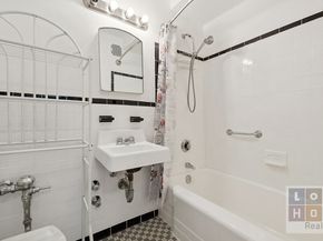475 Fdr Drive L2104, New York NY 10002