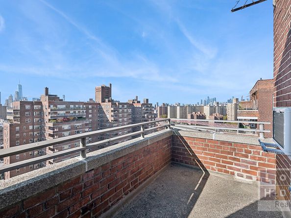 475 Fdr Drive L2104, New York NY 10002