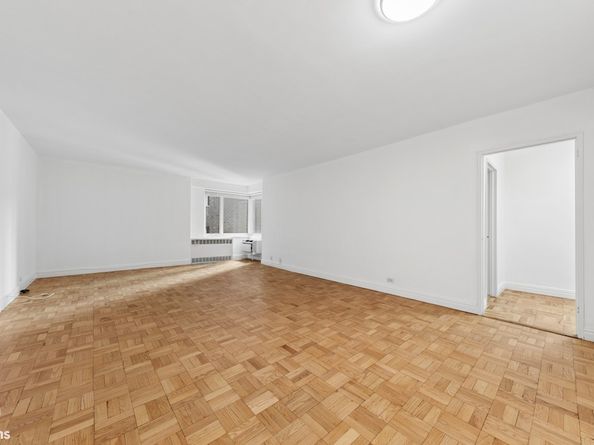 411 East 53rd Street 14M, New York NY 10022