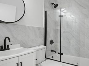 300 West 110th Street 19H, New York NY 10026