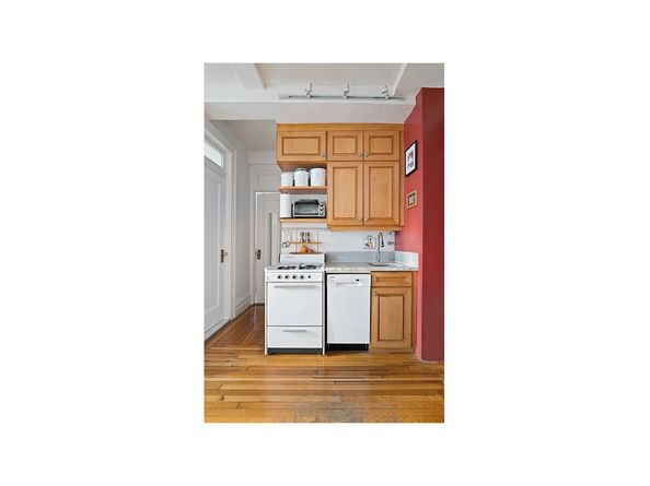 609 West 114th Street 6, New York NY 10025