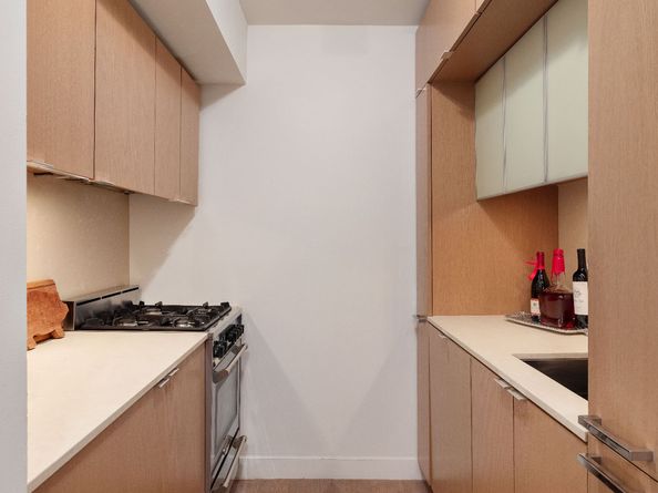 225 Rector Place 3G, New York NY 10280