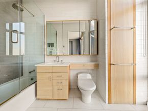 200 East 32nd Street 32E, New York NY 10016