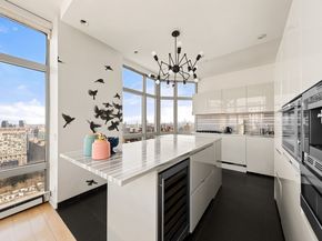 200 East 32nd Street 32E, New York NY 10016