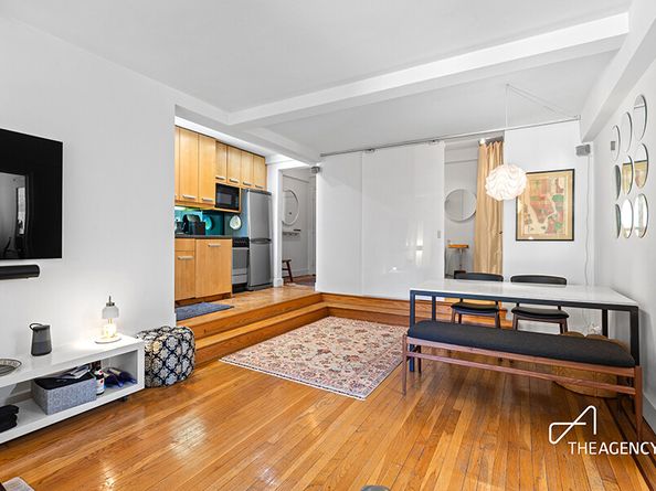 200 West 20th Street 303, New York NY 10011