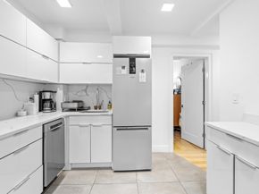 321 East 43rd Street 905, New York NY 10017