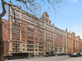 321 East 43rd Street 905, New York NY 10017