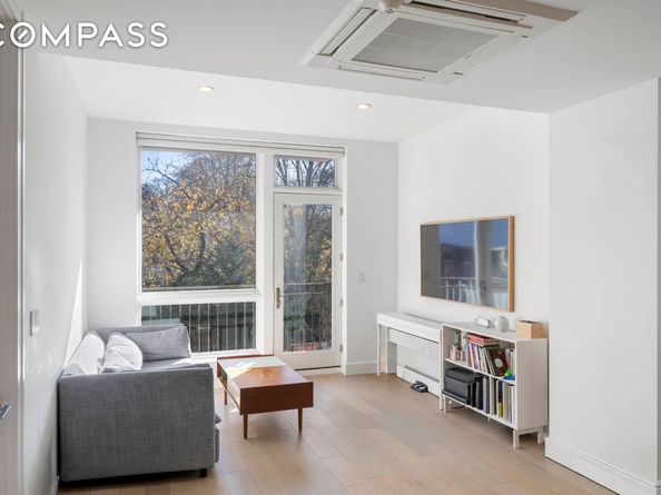 695 6th Avenue 2P, Brooklyn NY 11215