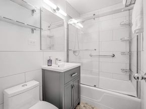 245 East 24th Street 6B, New York NY 10010