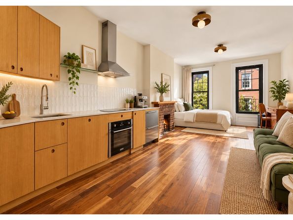 86 Horatio Street 4D, New York NY 10014