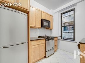 200 West 54th Street 6J, New York NY 10019