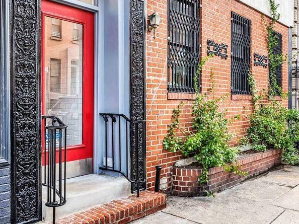 64 Macdougal Street 22, New York NY 10012