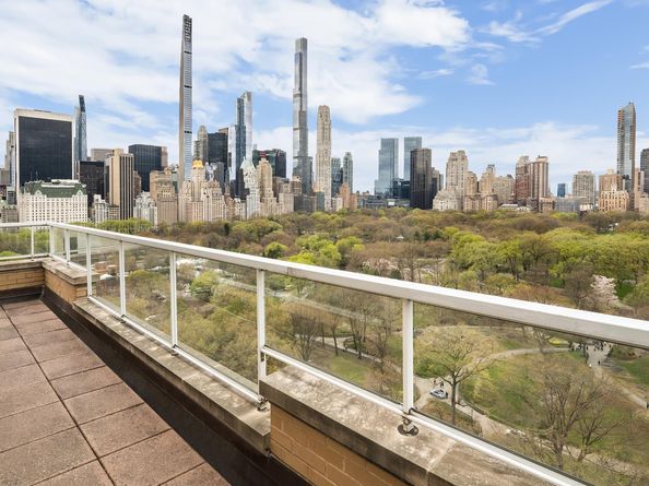 860 5th Avenue PHH, New York NY 10065