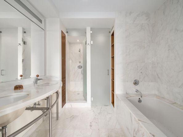 860 5th Avenue PHH, New York NY 10065