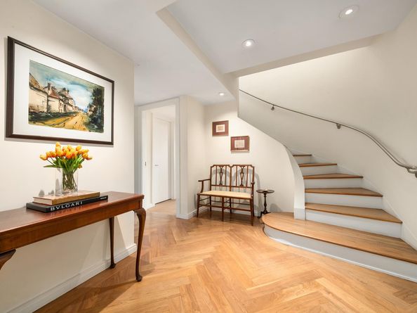 860 5th Avenue PHH, New York NY 10065