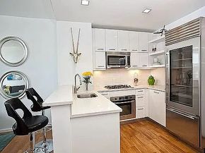 635 West 42nd Street 12M, New York NY 10036