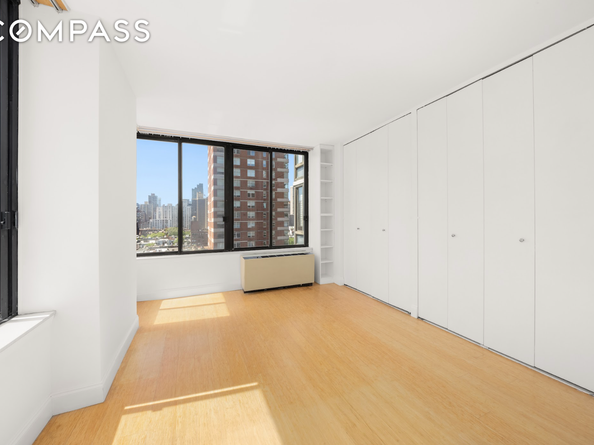 300 East 93rd Street 18E, New York NY 10128