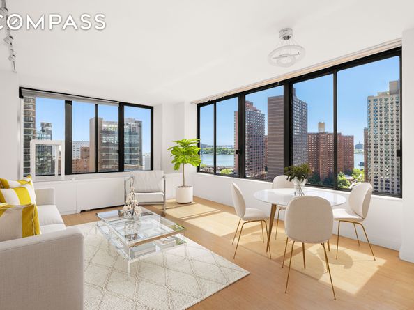 300 East 93rd Street 18E, New York NY 10128