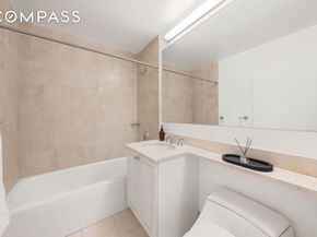 1760 2nd Avenue 30C, New York NY 10128