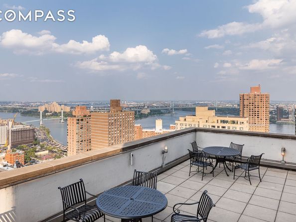 1760 2nd Avenue 30C, New York NY 10128