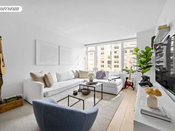 210 Warren Street 7F, New York NY 10282