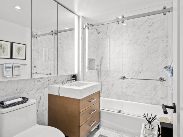 210 Warren Street 7F, New York NY 10282