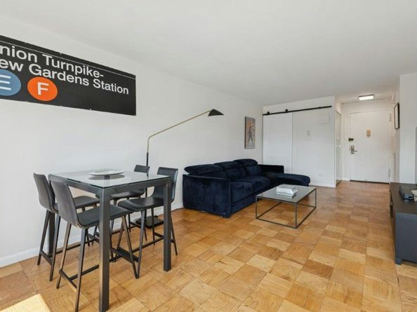 330 3rd Avenue 15E, New York NY 10010