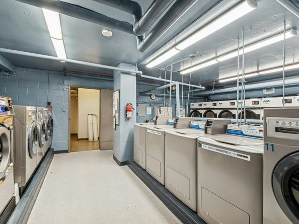 330 3rd Avenue 15E, New York NY 10010