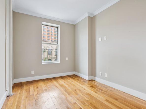811 Walton Avenue E22, Bronx NY 10451