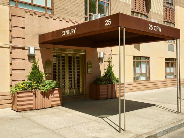 25 Central Park W 11AB, New York NY 10023