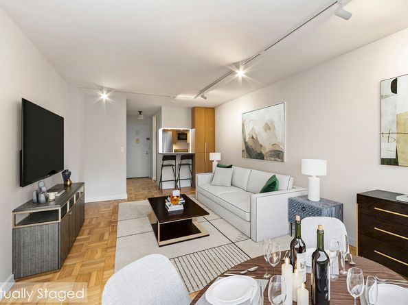101 West 12th Street 3C, New York NY 10011