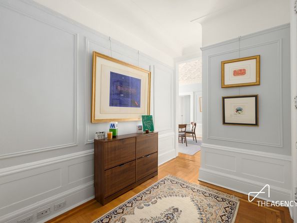 200 West 54th Street 12B, New York NY 10019