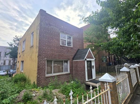 516 Fountain Avenue, Brooklyn NY 11208