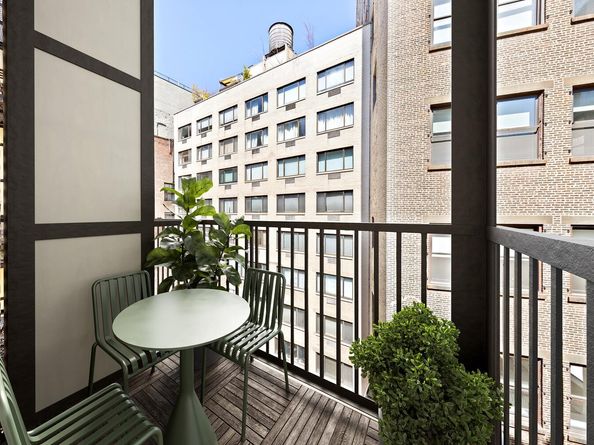 67 East 11th Street 503, New York NY 10003