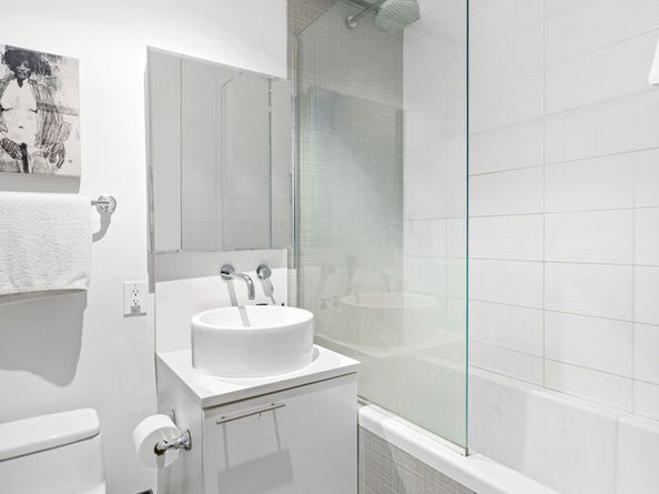 129 Metropolitan Avenue 1B, Brooklyn NY 11211