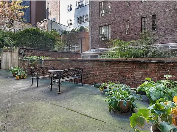 135 East 39th Street 3A, New York NY 10016