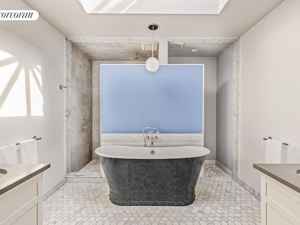 557 9th Street, Brooklyn NY 11215