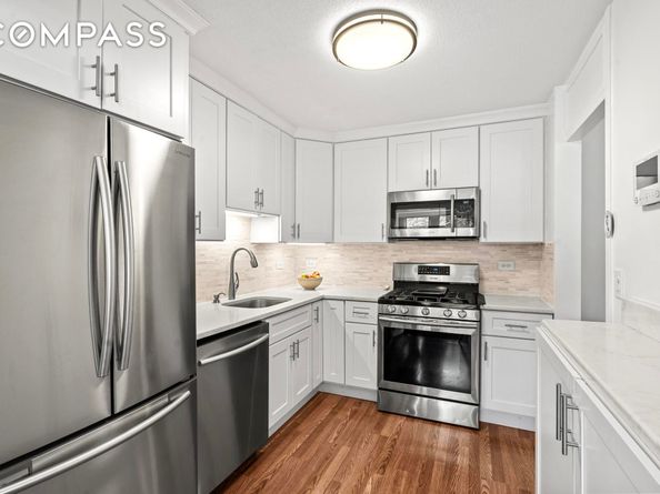 290 West 232nd Street 2C, Bronx NY 10463