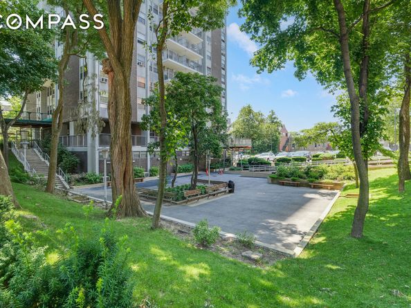 290 West 232nd Street 2C, Bronx NY 10463