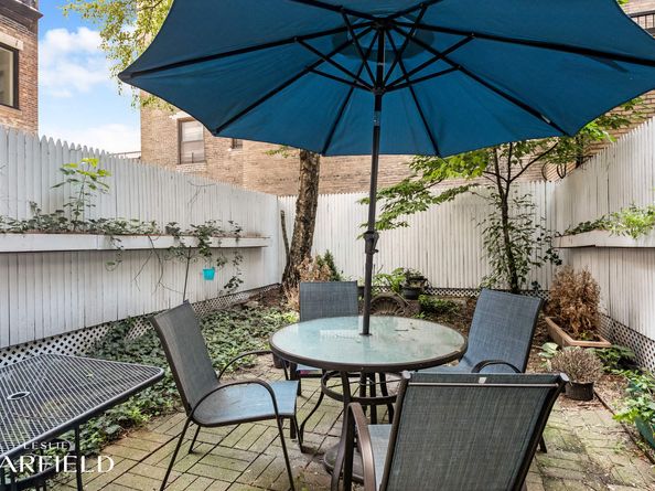 264 West 73rd Street, New York NY 10023