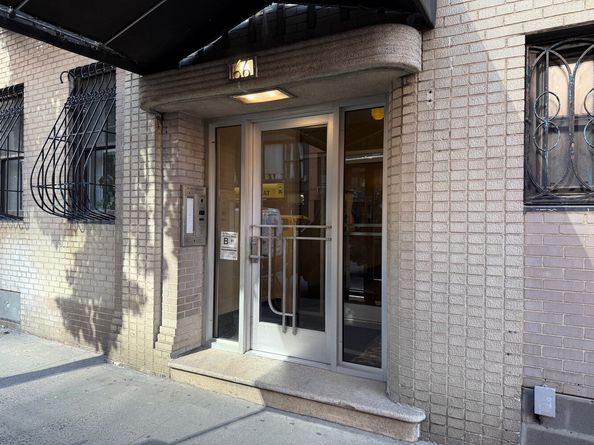 166 West 22nd Street 1D, New York NY 10011