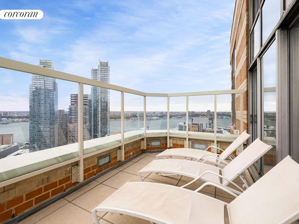 500 West 43rd Street 18A, New York NY 10036