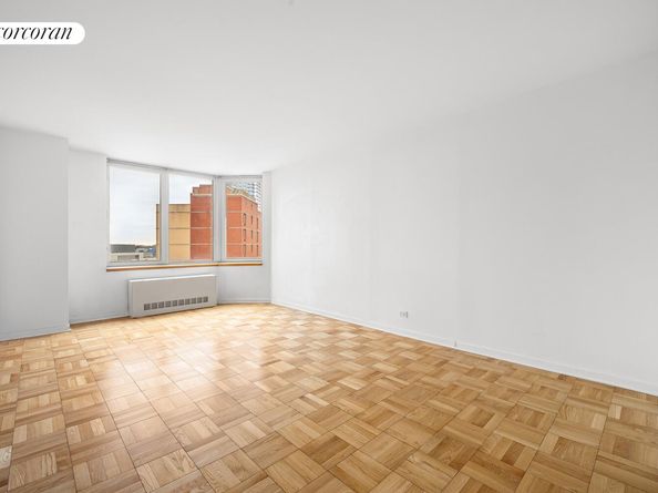 500 West 43rd Street 18A, New York NY 10036