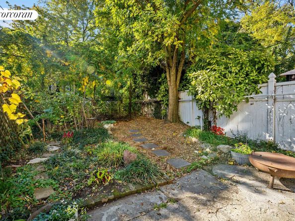 882 Park Place, Brooklyn NY 11216