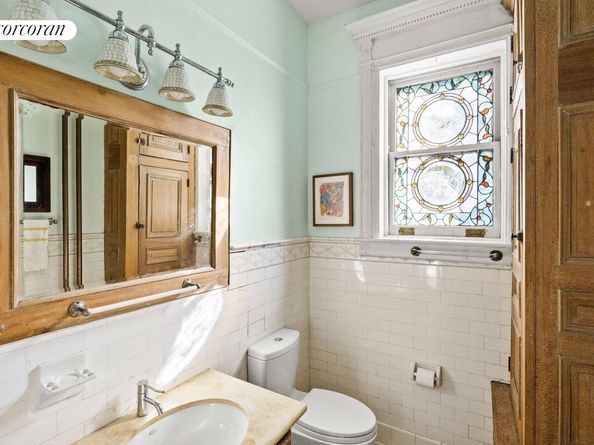 882 Park Place, Brooklyn NY 11216